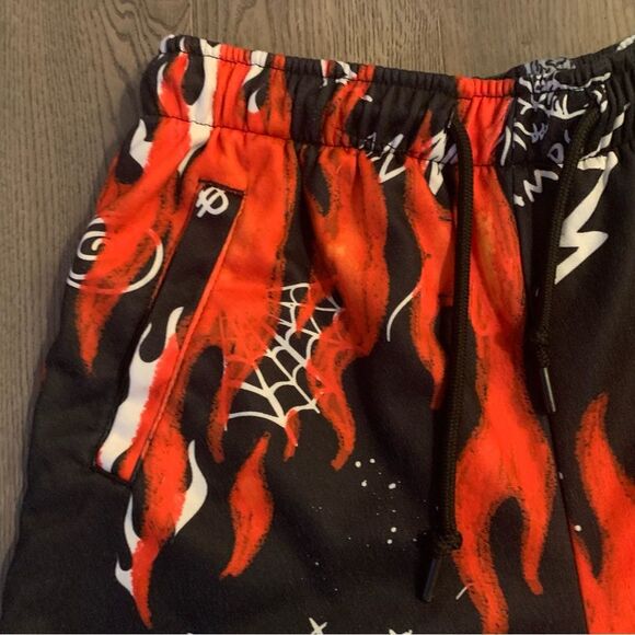 REASON shorts boys medium black red orange flames elastic waist polyester - Picture 3 of 7